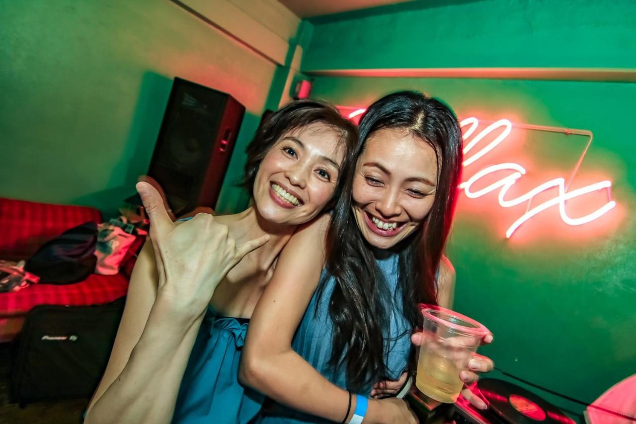 Hostel Chillax โอซาก้า ภายนอก รูปภาพ