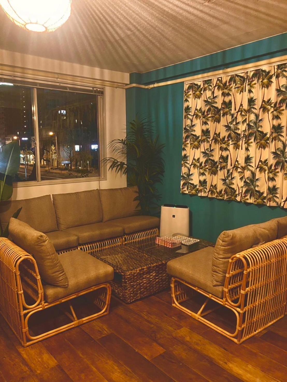 Hostel Chillax โอซาก้า ภายนอก รูปภาพ